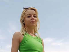 JoyDiaz - female with  small tits webcam at LiveJasmin