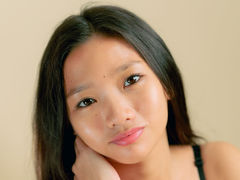 JoyPetite - female with brown hair and  small tits webcam at LiveJasmin