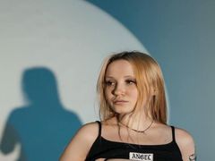 JoyceHoward from LiveJasmin