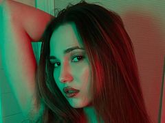 JoycelynRickard - female with brown hair webcam at LiveJasmin