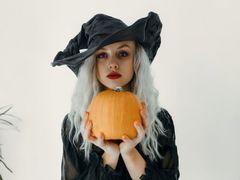 JujaNorth - blond female with  small tits webcam at LiveJasmin