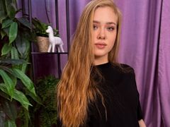 JuliMiu from LiveJasmin