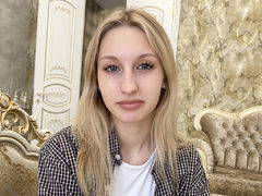 JuliaDone from LiveJasmin