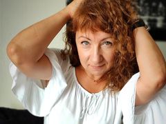 JuliaRei - female with red hair webcam at LiveJasmin