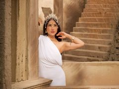 JuliahLewis - female with black hair and  big tits webcam at LiveJasmin