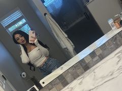 JulianaMami from LiveJasmin