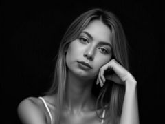 JulianaTase from LiveJasmin