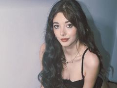 JulieStars - female with brown hair and  small tits webcam at LiveJasmin