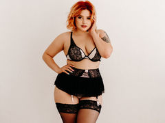 JulietSexybb - female with brown hair webcam at LiveJasmin