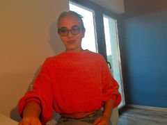 JulietteJak from LiveJasmin