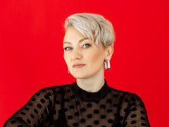 JuneFlorence from LiveJasmin