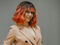 JustAlice4U - blond female webcam at LiveJasmin