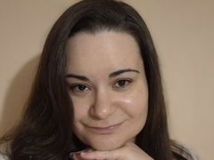 JustinaRay - female with brown hair and  big tits webcam at LiveJasmin