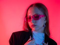 JustinaStanczak - blond female with  small tits webcam at LiveJasmin