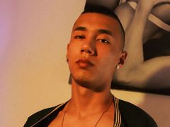 JustynSanshi from LiveJasmin