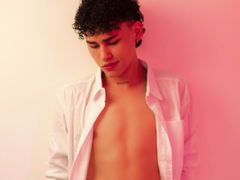 KaiiBossman from LiveJasmin