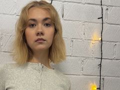 KailaPeroni from LiveJasmin