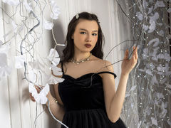 KaitlynRios - female with black hair webcam at LiveJasmin