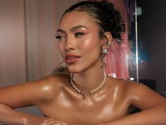 KaliWalker - female with black hair and  small tits webcam at LiveJasmin