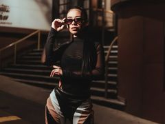 KalyaNoir - female with black hair webcam at LiveJasmin