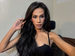 KamilaVega - shemale with black hair webcam at LiveJasmin