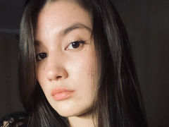 KandisKuy from LiveJasmin