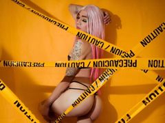 KarenHillton - shemale with red hair webcam at LiveJasmin