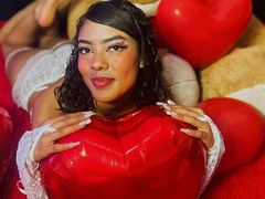 KarinaSheins - female with black hair webcam at LiveJasmin