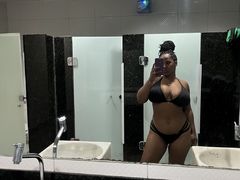 KarineSousa from LiveJasmin