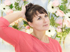 KarinellaSweet - female with brown hair webcam at LiveJasmin