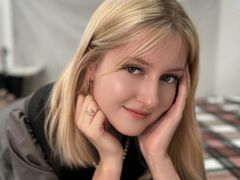 KarmaLex - blond female webcam at LiveJasmin