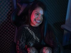 Karolinez - female with black hair and  big tits webcam at xLoveCam