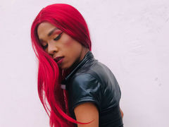 KarolScoot - shemale with brown hair webcam at LiveJasmin