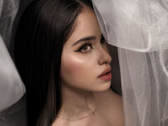 KassieDominguez - female with brown hair and  big tits webcam at LiveJasmin