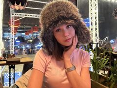 KateChainz - female with brown hair webcam at LiveJasmin