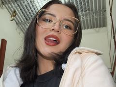 EmilieGordon - female with black hair and  big tits webcam at LiveJasmin