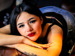 MiaTanya - female with black hair and  big tits webcam at xLoveCam