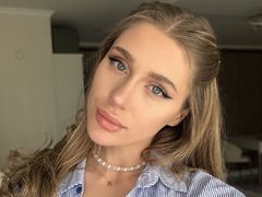 KateWolf - female with brown hair and  big tits webcam at LiveJasmin