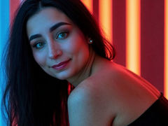 KaterinaRosse - female with brown hair webcam at LiveJasmin