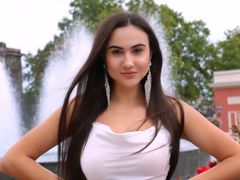 KatherineEvison - female with brown hair and  big tits webcam at LiveJasmin