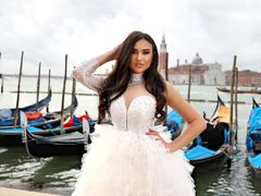 KatherineEvison - female with brown hair and  big tits webcam at LiveJasmin