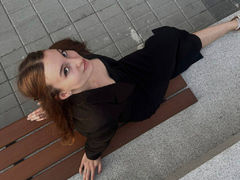 KatiaSheffey - female with brown hair webcam at LiveJasmin