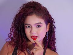 KattyTomson - female with black hair and  big tits webcam at LiveJasmin