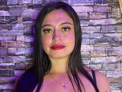 MarilynJohnson - female with brown hair and  big tits webcam at LiveJasmin