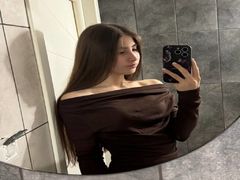 KeikoWagle - female with brown hair and  small tits webcam at LiveJasmin