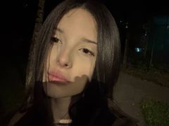 KelleyBensley - female with black hair webcam at LiveJasmin