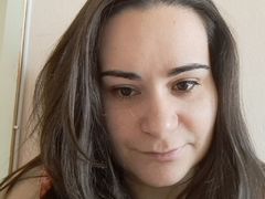 KellyBianca - female with brown hair and  big tits webcam at LiveJasmin