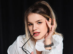 KellyHayden - blond female with  big tits webcam at LiveJasmin