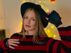 KellyRohrbach - blond female with  big tits webcam at LiveJasmin