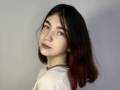 KelsieDeblieck - female with brown hair and  big tits webcam at LiveJasmin